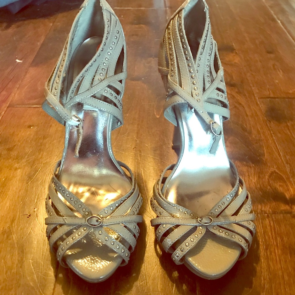 Steve Madden Gray Heels